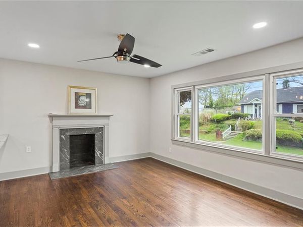 664 Florence Place NW, Atlanta, GA 30318