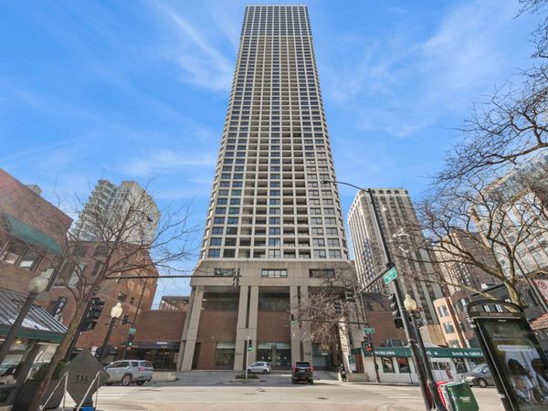 1030 N STATE Street, Unit 10K, Chicago, IL 60610