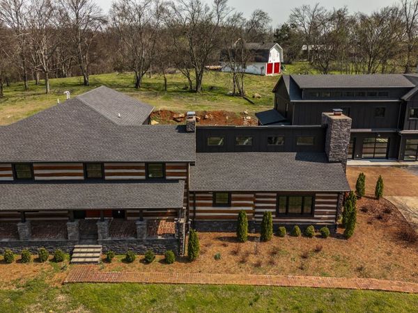 1554 Latimer Ln, Hendersonville, TN 37075