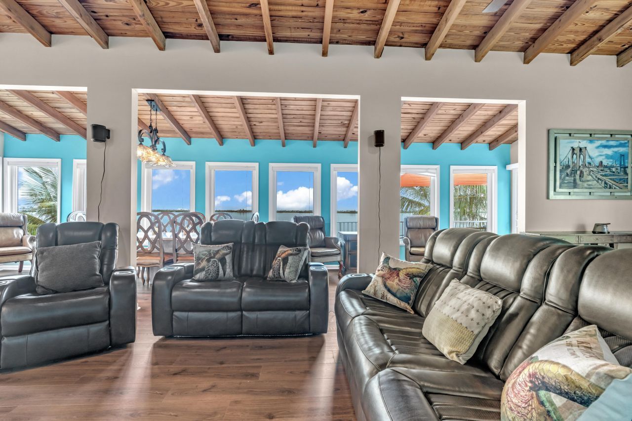 831 W Indies Drive, Ramrod, FL 33042 Photo