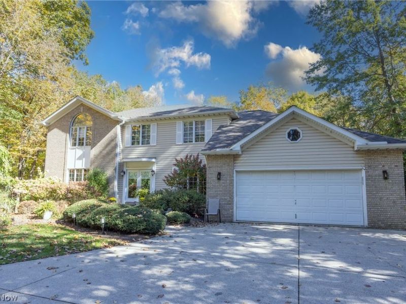 6766 Wilson Mills Road, Mayfield Village, OH 44040 Photo 1