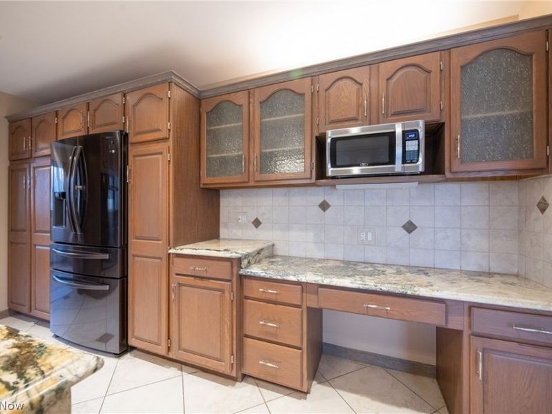 6766 Wilson Mills Road, Mayfield Village, OH 44040 Photo 17