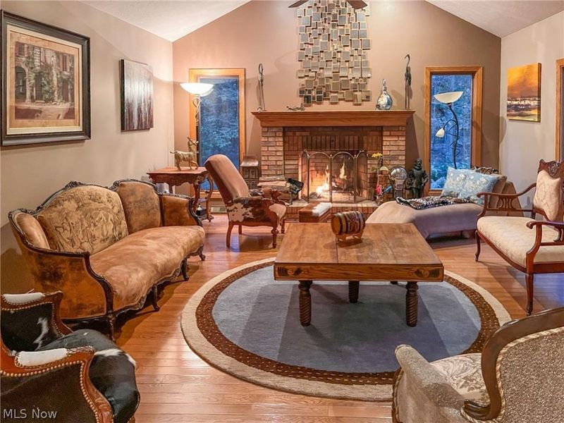 6766 Wilson Mills Road, Mayfield Village, OH 44040 Photo 23