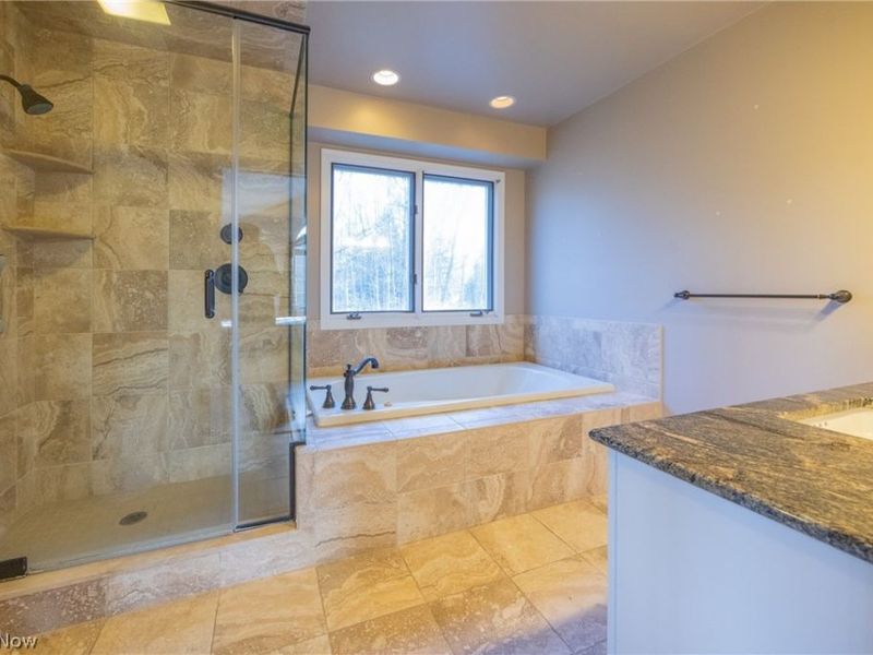 6766 Wilson Mills Road, Mayfield Village, OH 44040 Photo 34