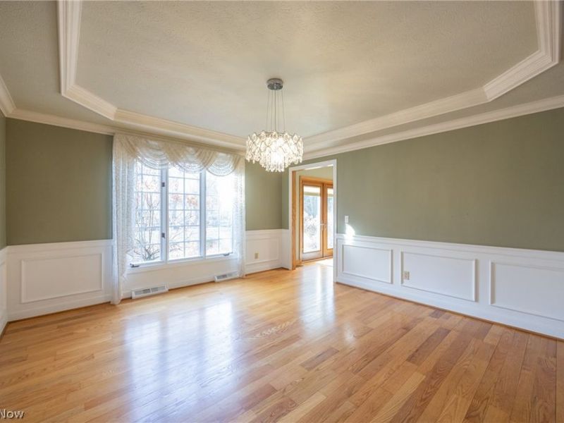 6766 Wilson Mills Road, Mayfield Village, OH 44040 Photo 8