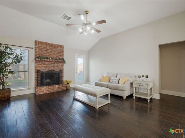 812 Silver Stone Drive, Temple, TX 76502