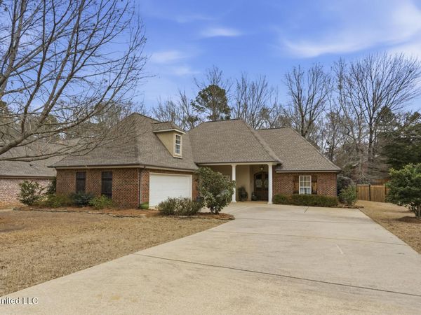 102 Speers Valley Road, Brandon, MS 39042