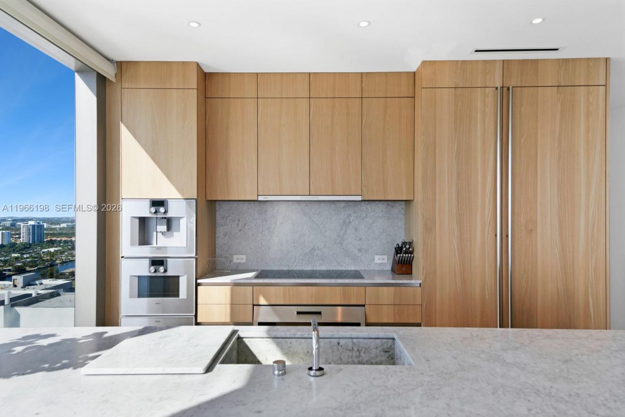 2000 S Ocean Dr, Unit 25B, Hallandale Beach, FL 33009 Photo