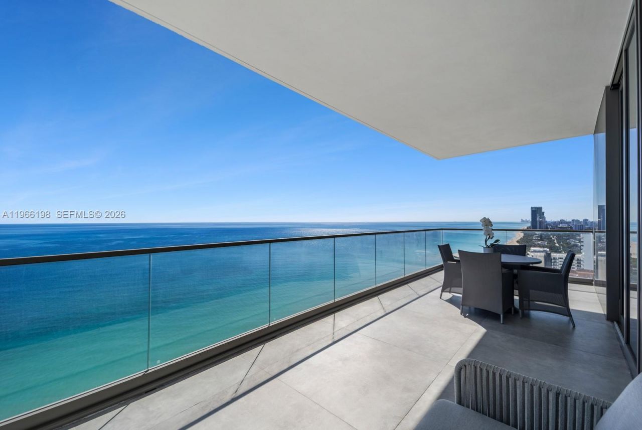 2000 S Ocean Dr, Unit 25B, Hallandale Beach, FL 33009 Photo