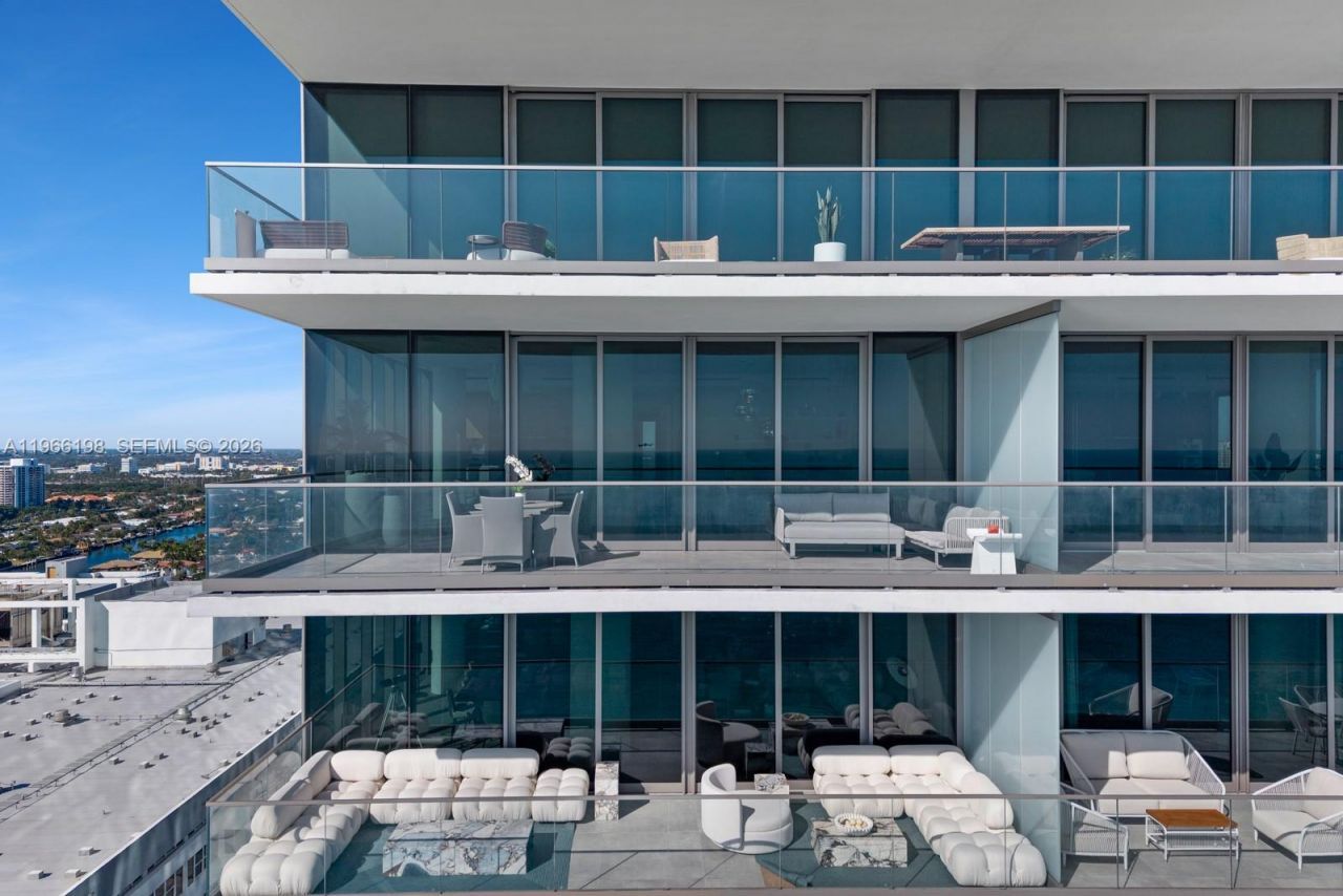 2000 S Ocean Dr, Unit 25B, Hallandale Beach, FL 33009 Photo