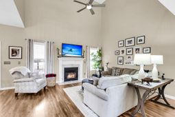 147 Dasharon Lane photo 4