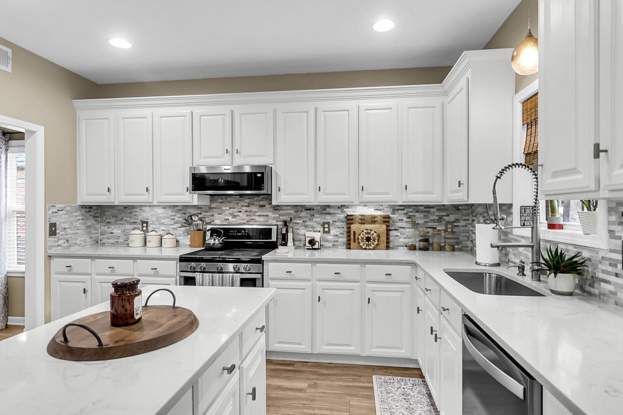 147 Dasharon Lane Photo 8