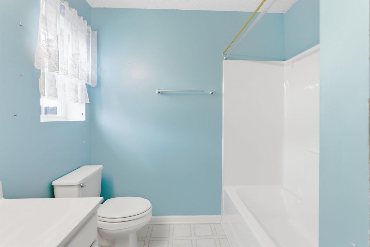 772 Wilshire Ln.  Photo 26