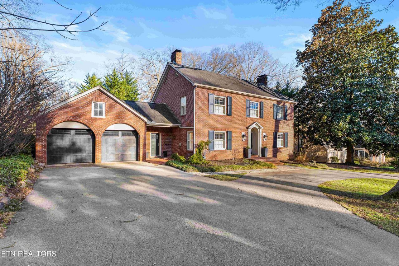 448 W Hillvale Turn, Knoxville, TN 37919 Main Photo