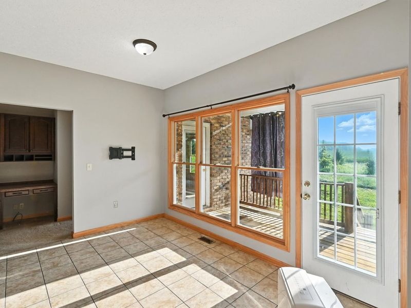 3096 Decliff Road N, New Bloomington, OH 43341 Photo 6