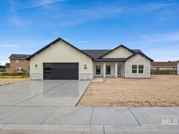 375 Locust Street, Hazelton, ID 83335