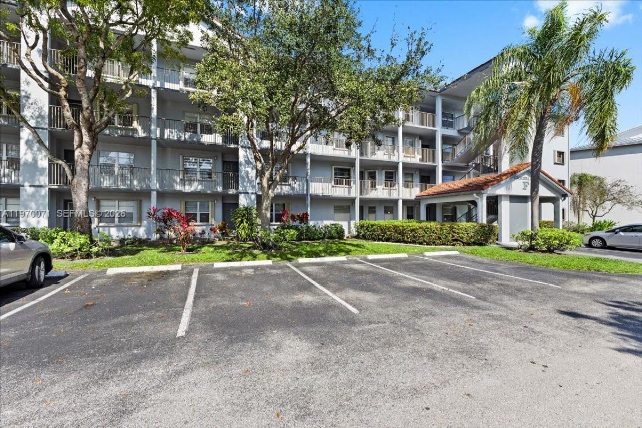12701 SW 13th St, Unit 113F, Pembroke Pines, FL 33027 Photo