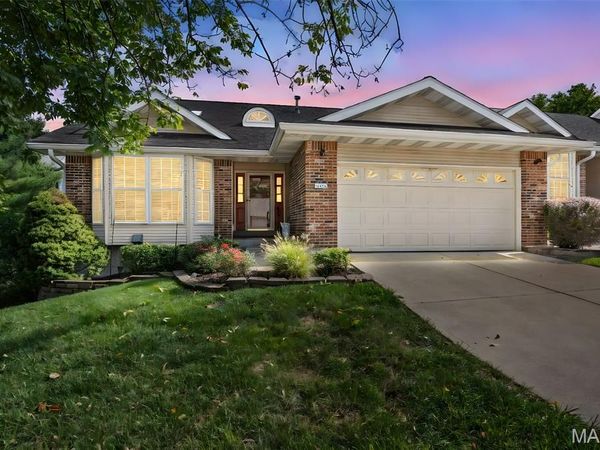 818 Brae Court, Unit 30, Chesterfield, MO 63017