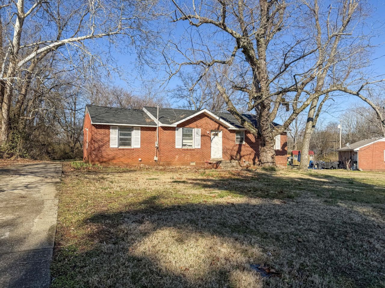 806 Brookfield Dr, Murfreesboro, TN 37130 Main Photo