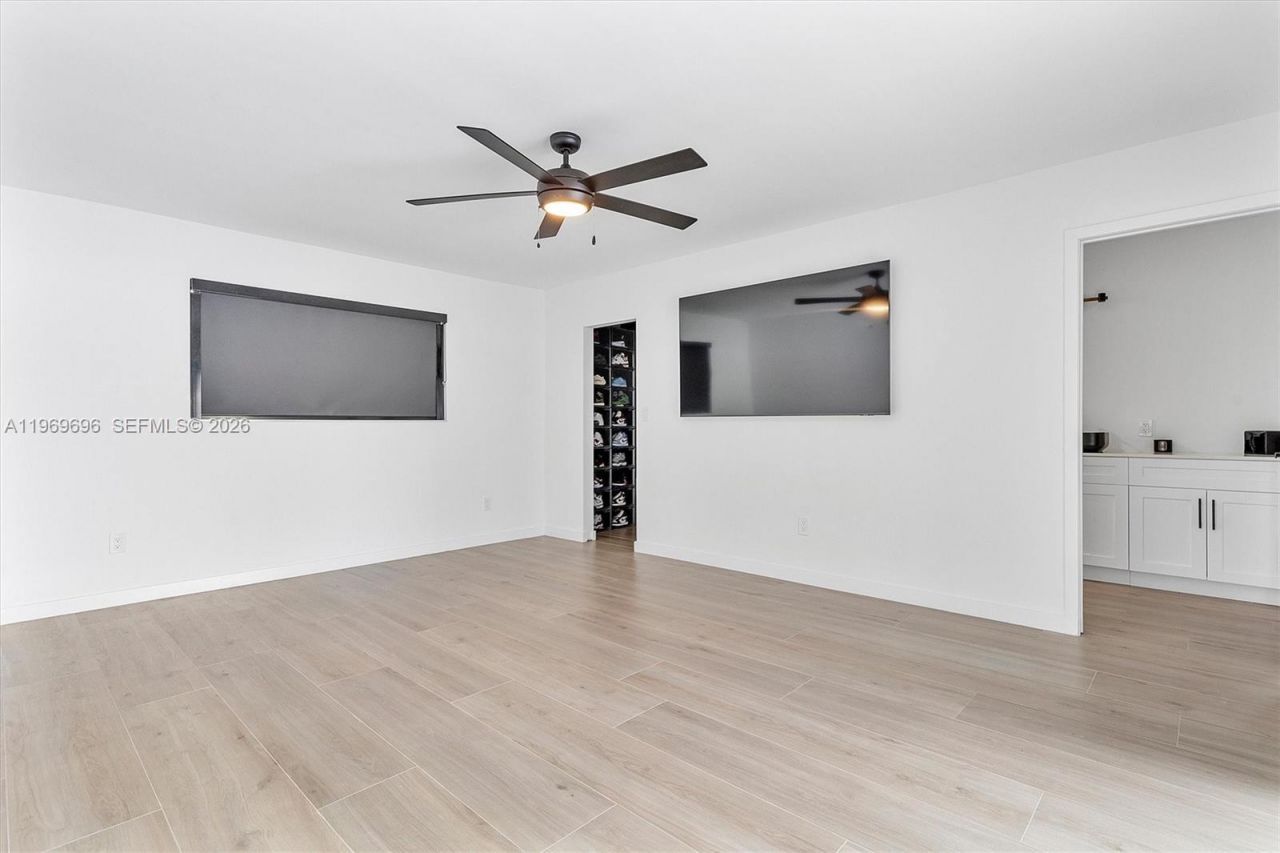 10950 NW 16th Ct, Pembroke Pines, FL 33026 Photo