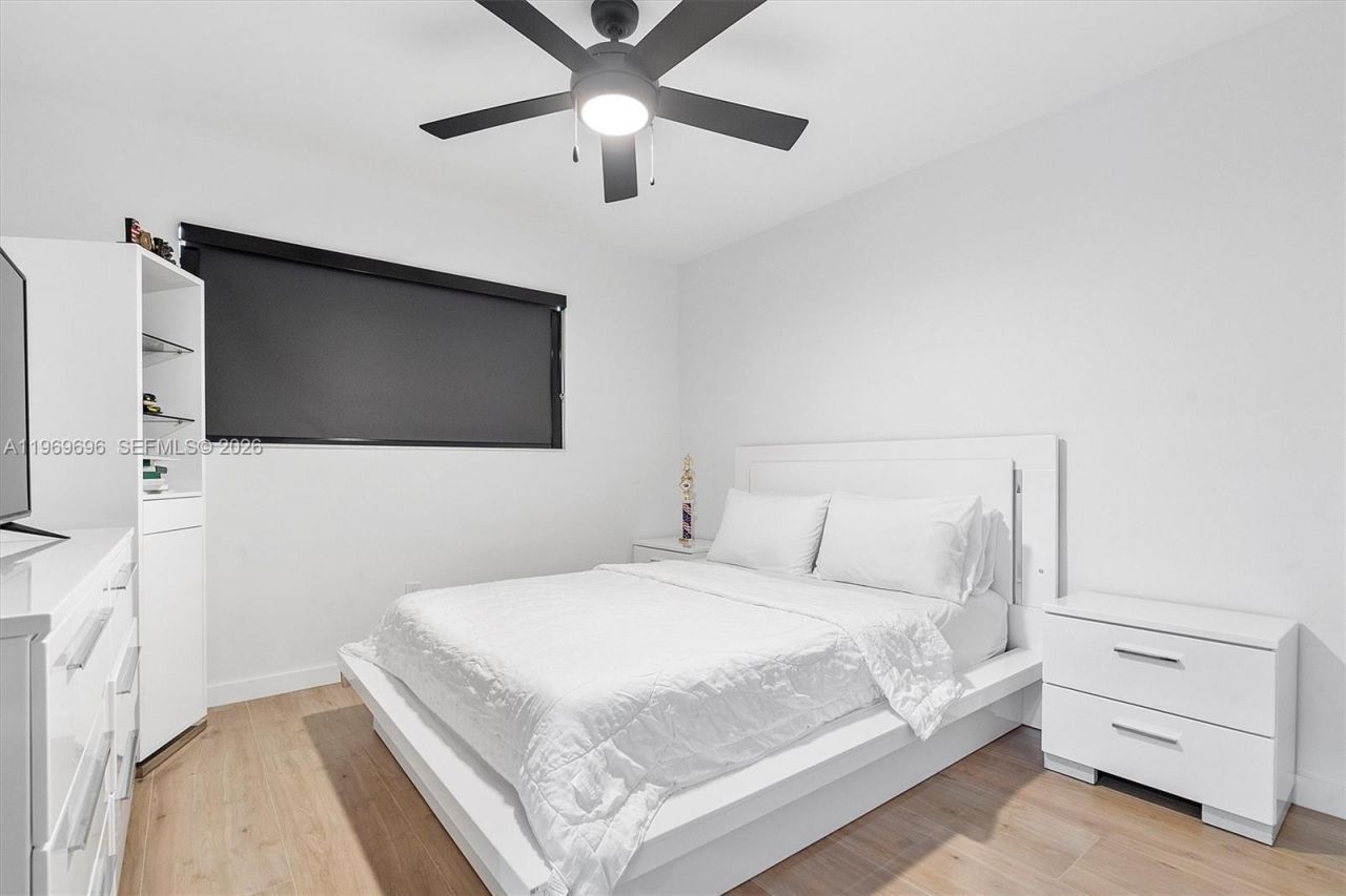 10950 NW 16th Ct, Pembroke Pines, FL 33026 Photo