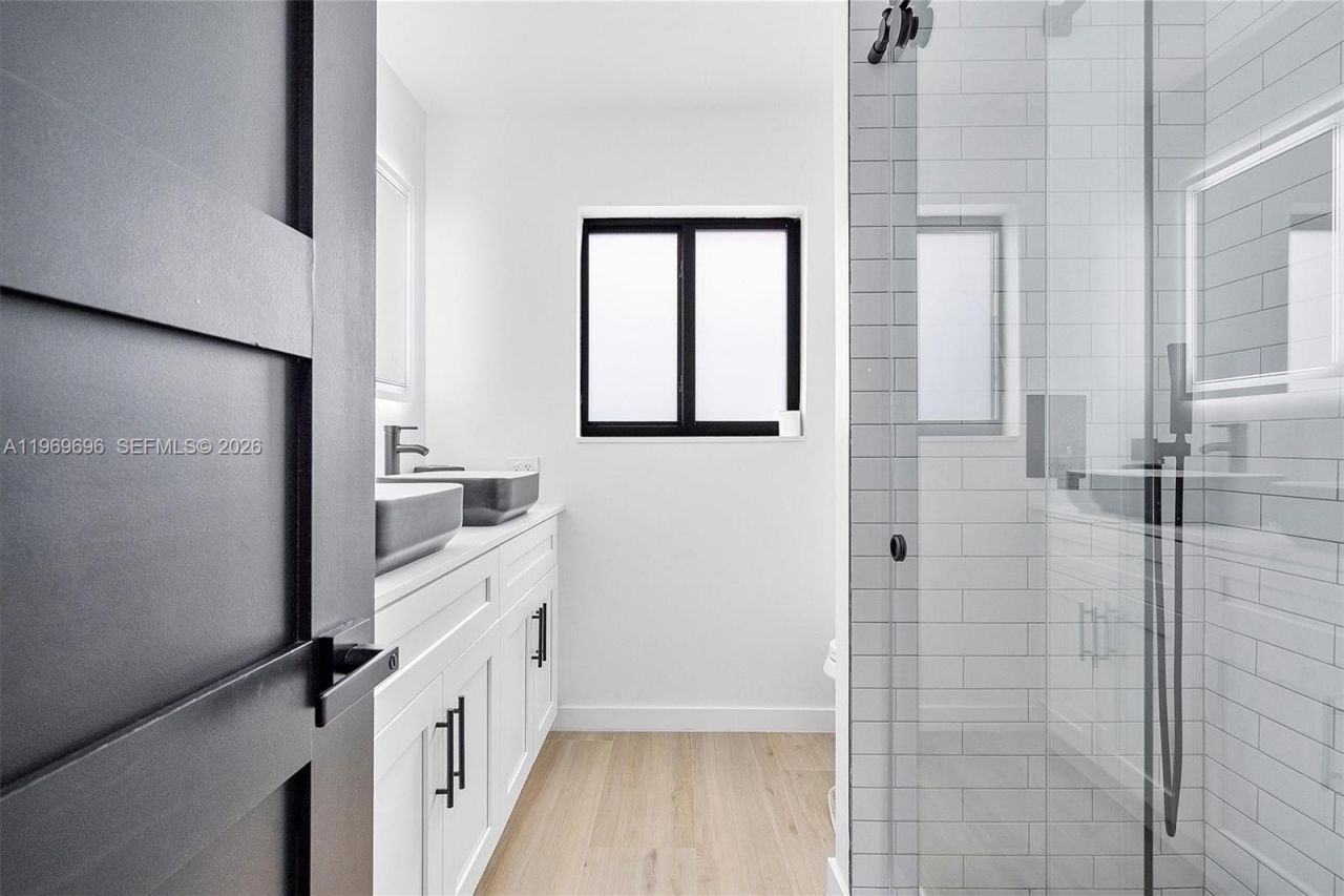 10950 NW 16th Ct, Pembroke Pines, FL 33026 Photo