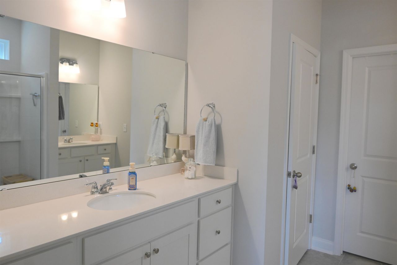 2464 Campton Loop  Photo 17