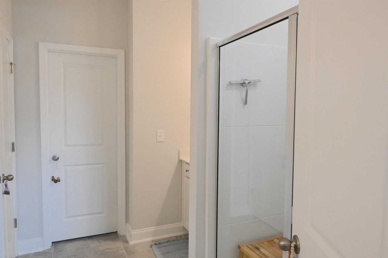 2464 Campton Loop  Photo 18