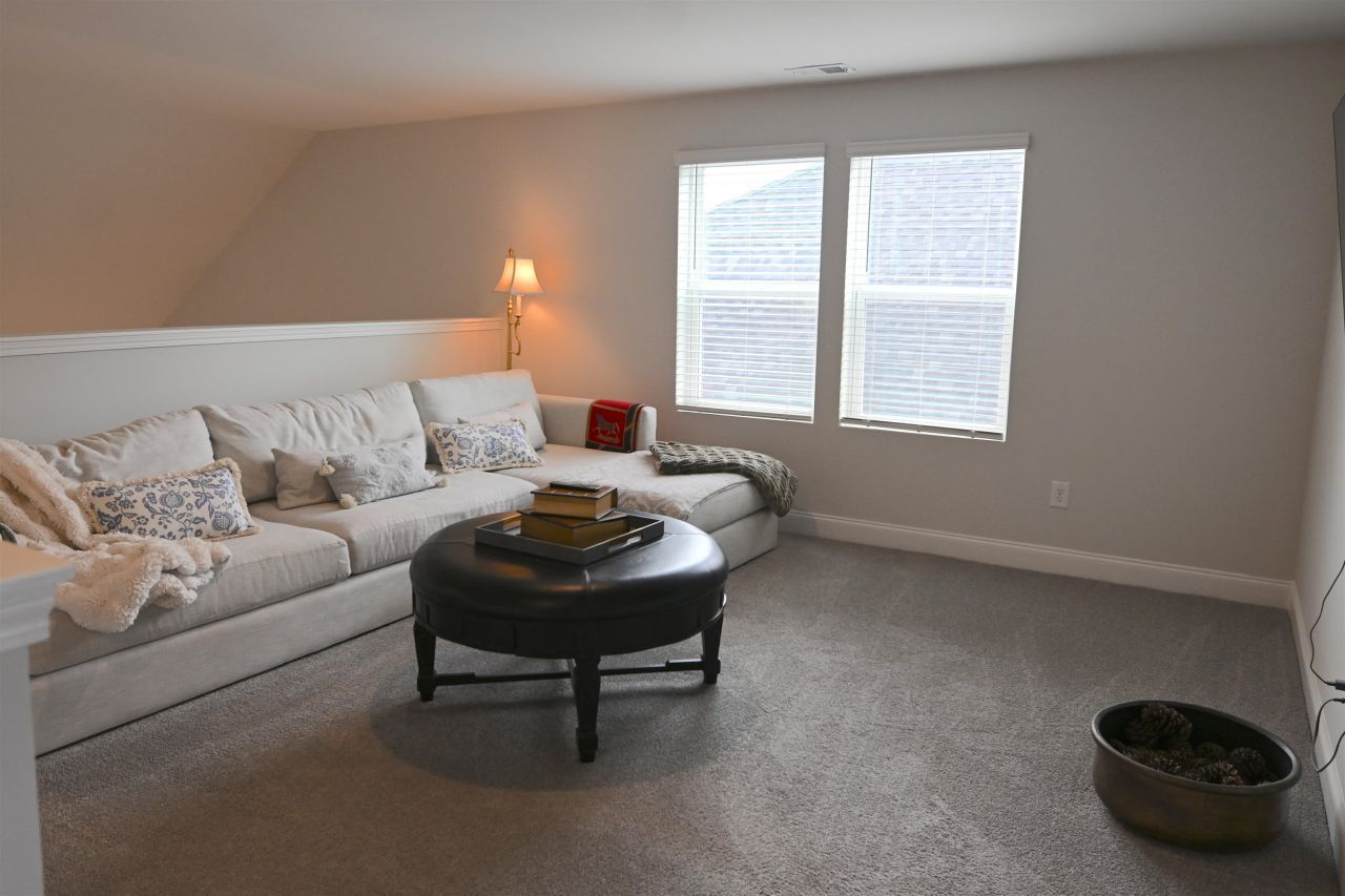 2464 Campton Loop  Photo 25