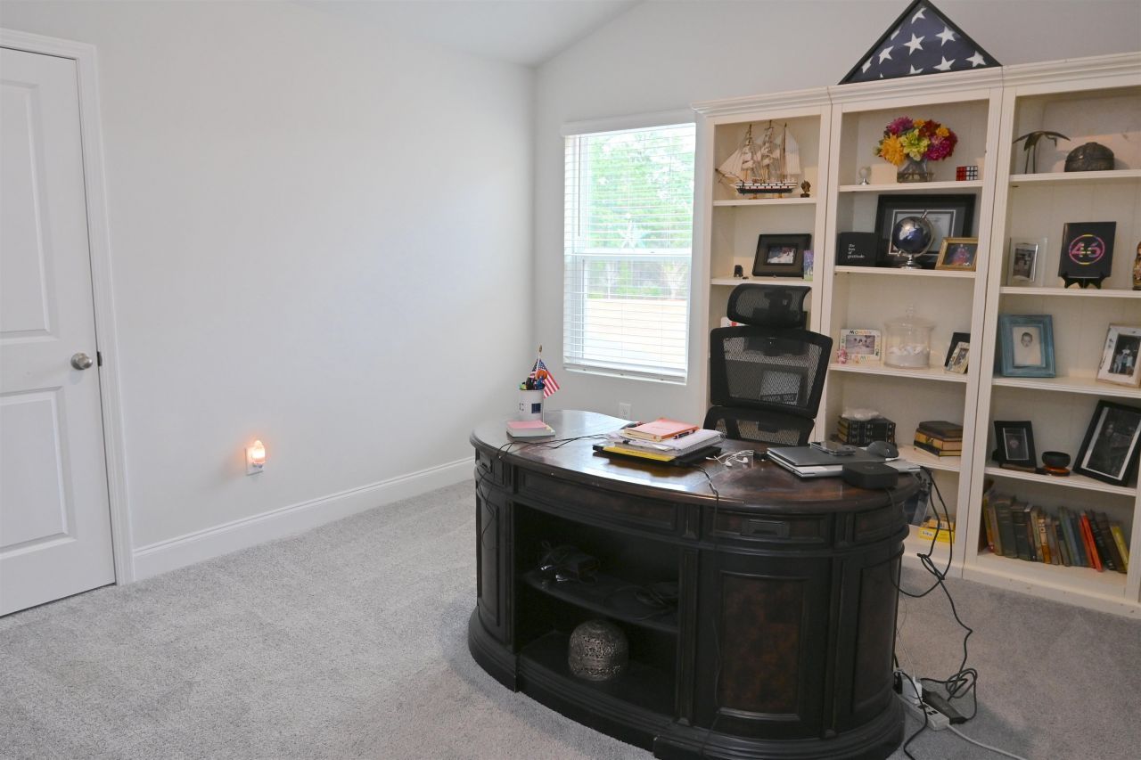 2464 Campton Loop  Photo 27