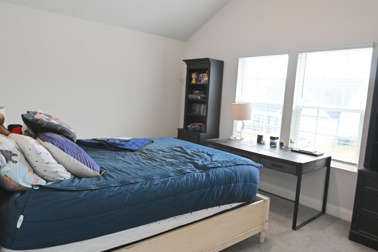 2464 Campton Loop  Photo 28