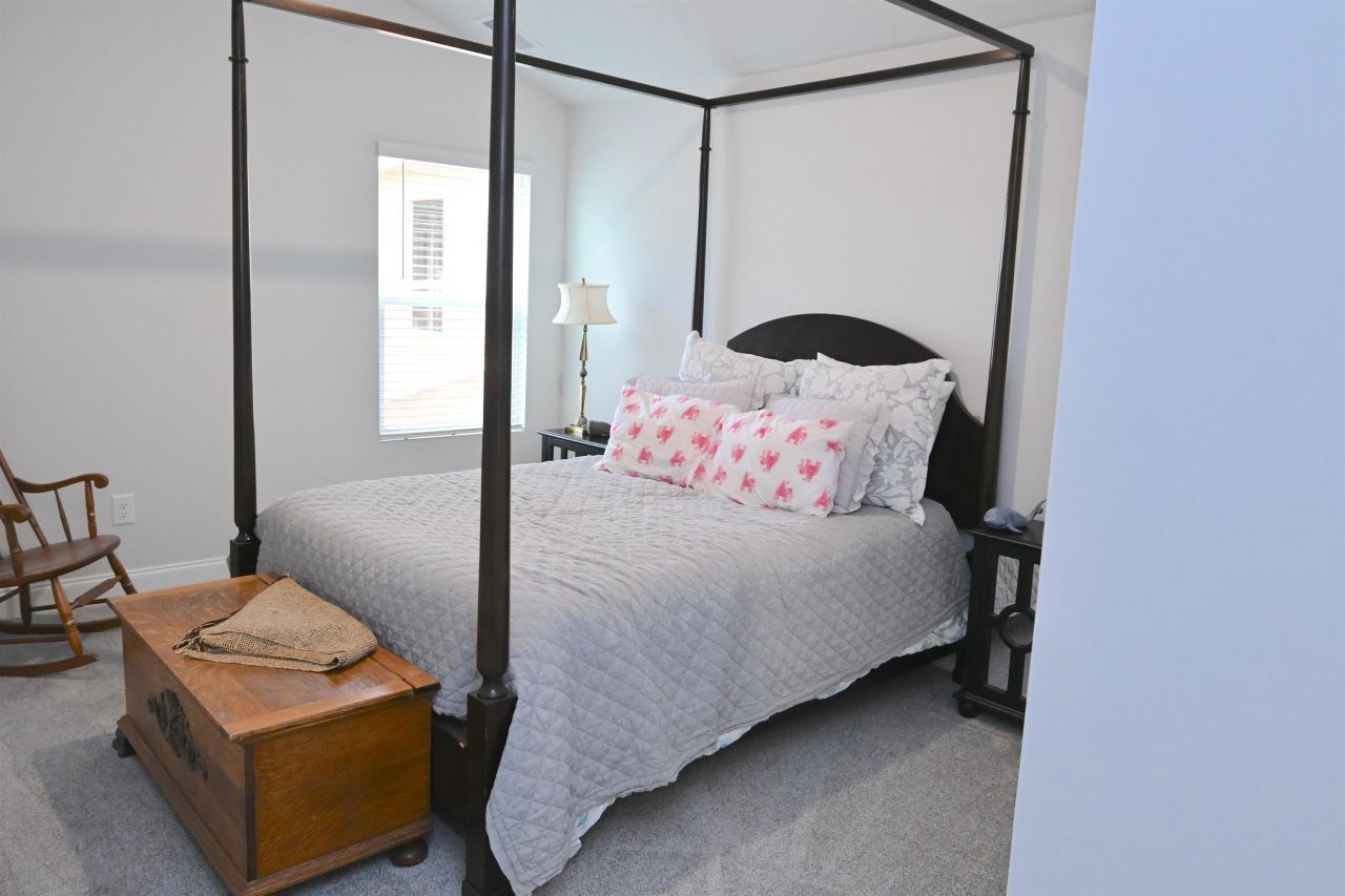 2464 Campton Loop  Photo 29