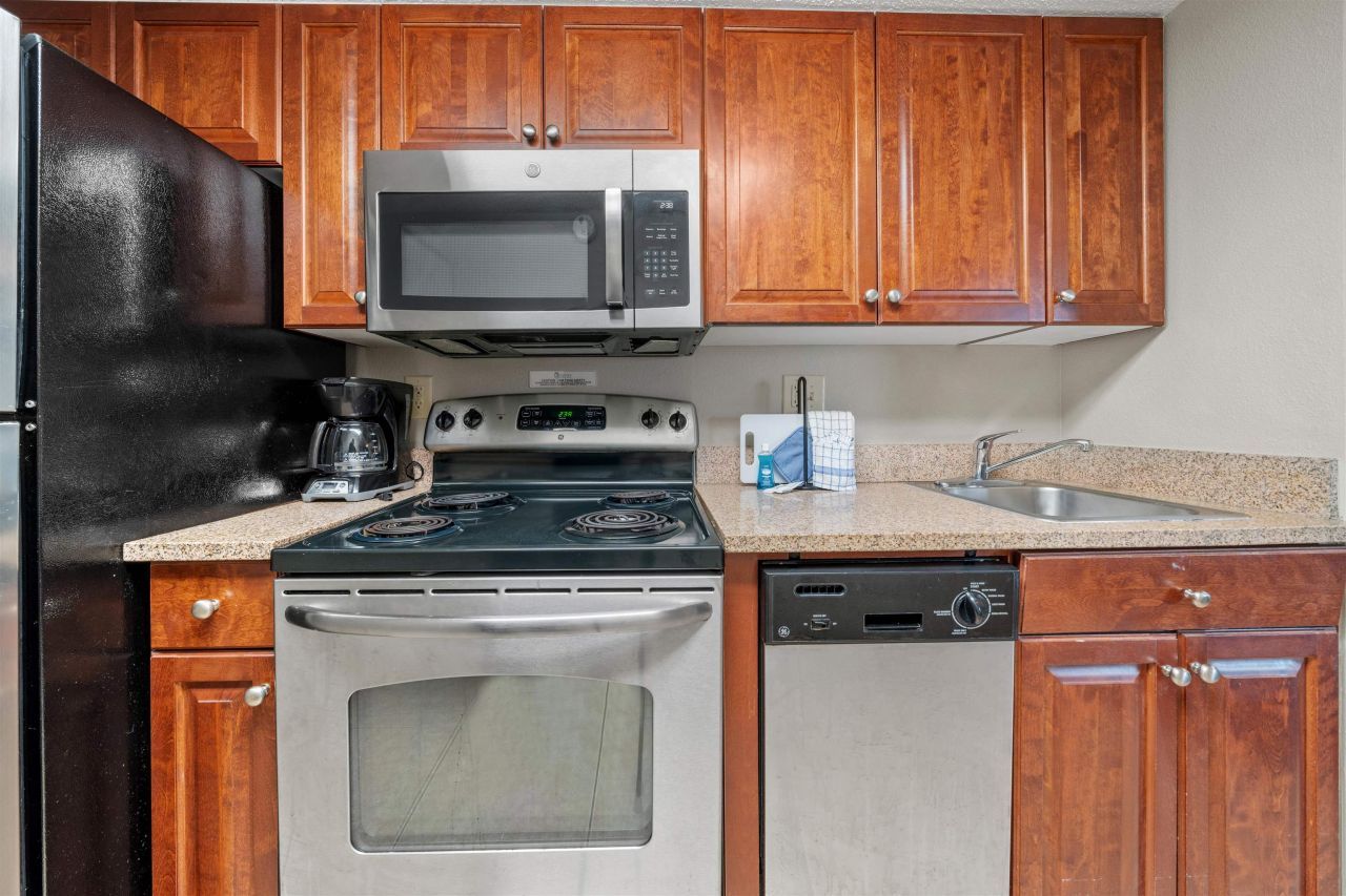 5200 N Ocean Blvd.  Photo 13