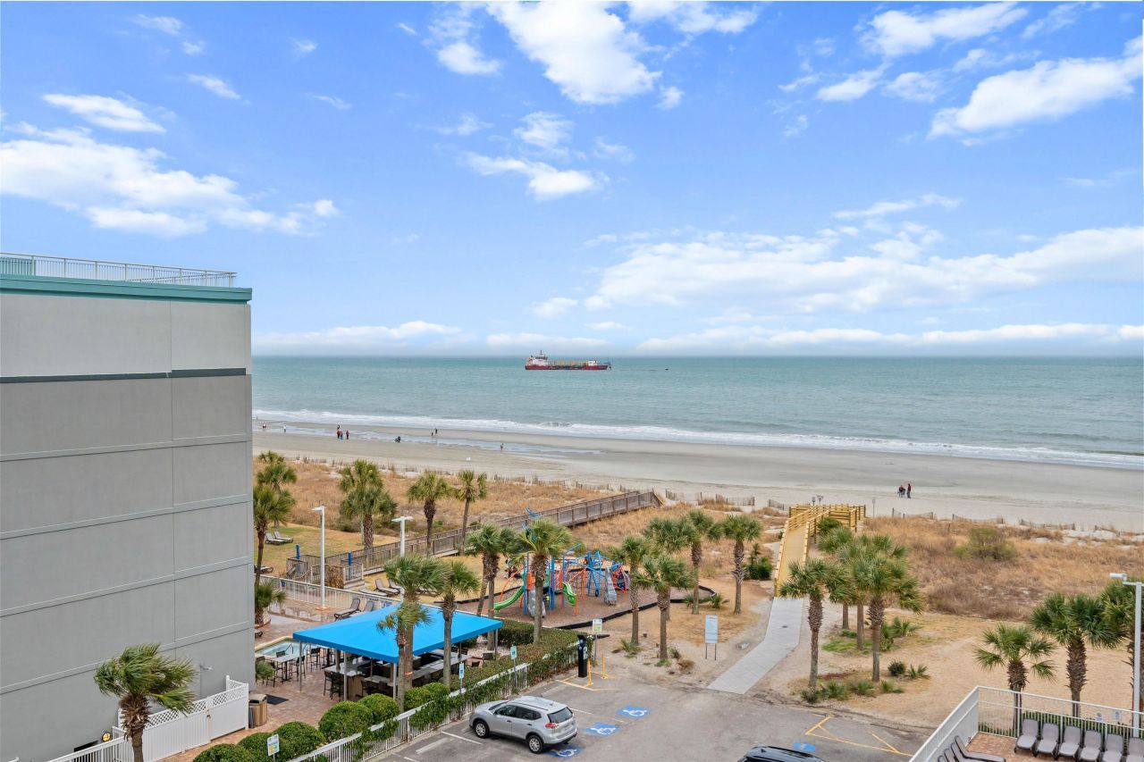 5200 N Ocean Blvd.  Photo 26