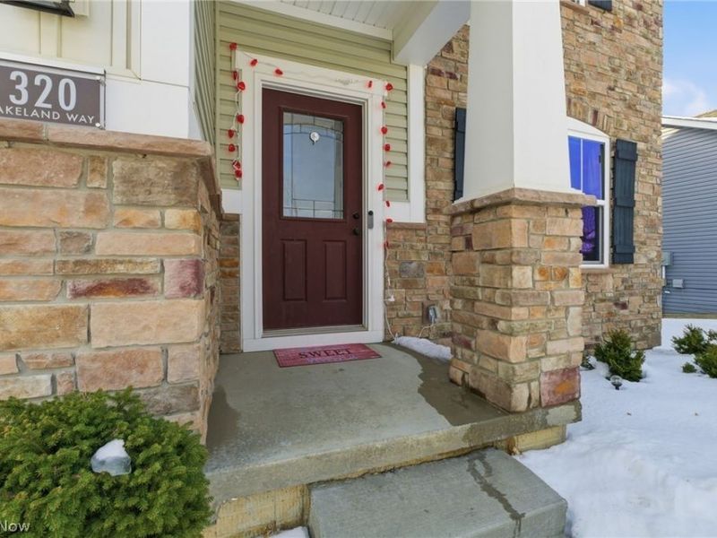 320 Lakeland Way, Aurora, OH 44202 Photo 3