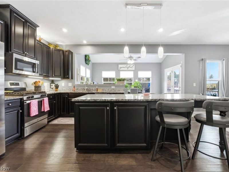 320 Lakeland Way, Aurora, OH 44202 Photo 4