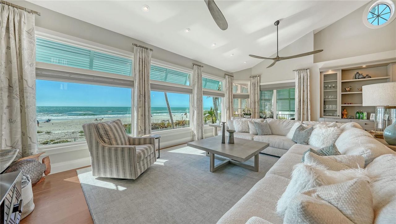 95 52nd Street, Holmes Beach, FL 34217 Photo