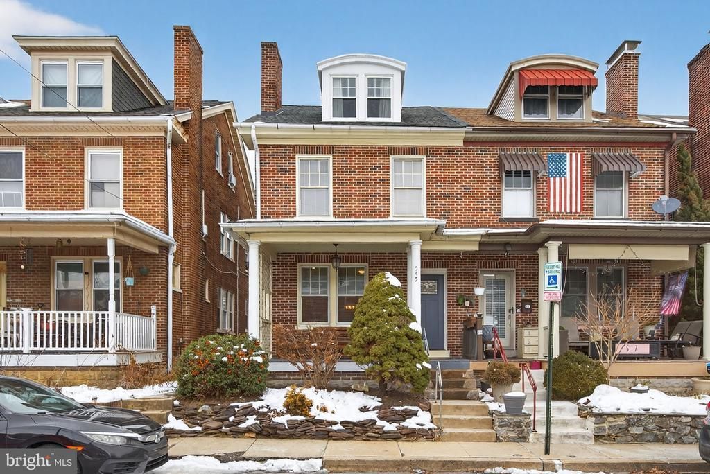 545 Hand Avenue, Lancaster, PA 17602 Main Photo