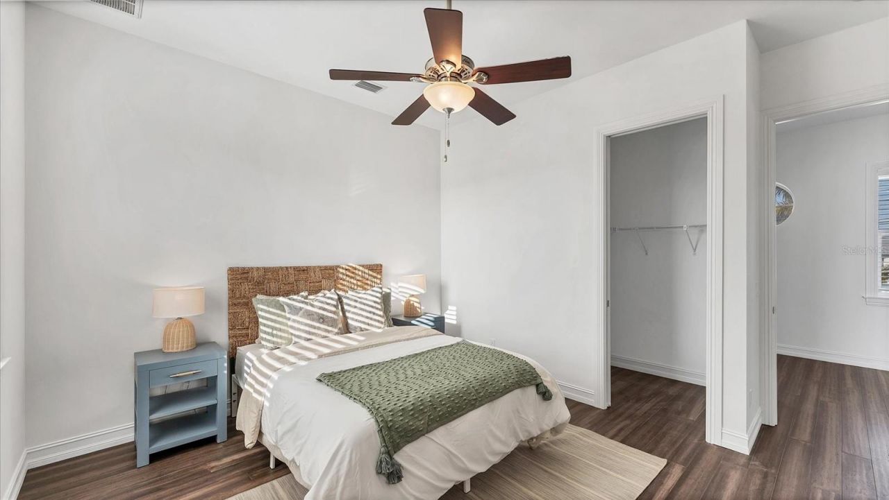 634 Key Royale Drive, Holmes Beach, FL 34217 Photo