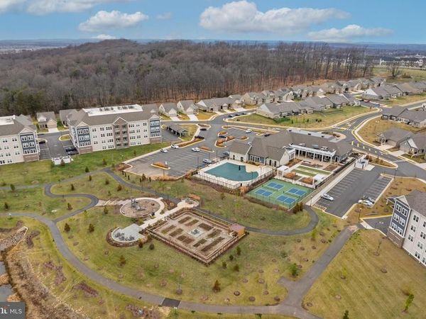 21841 HAWKSBILL HIGH CIRCLE, STERLING, VA 20164