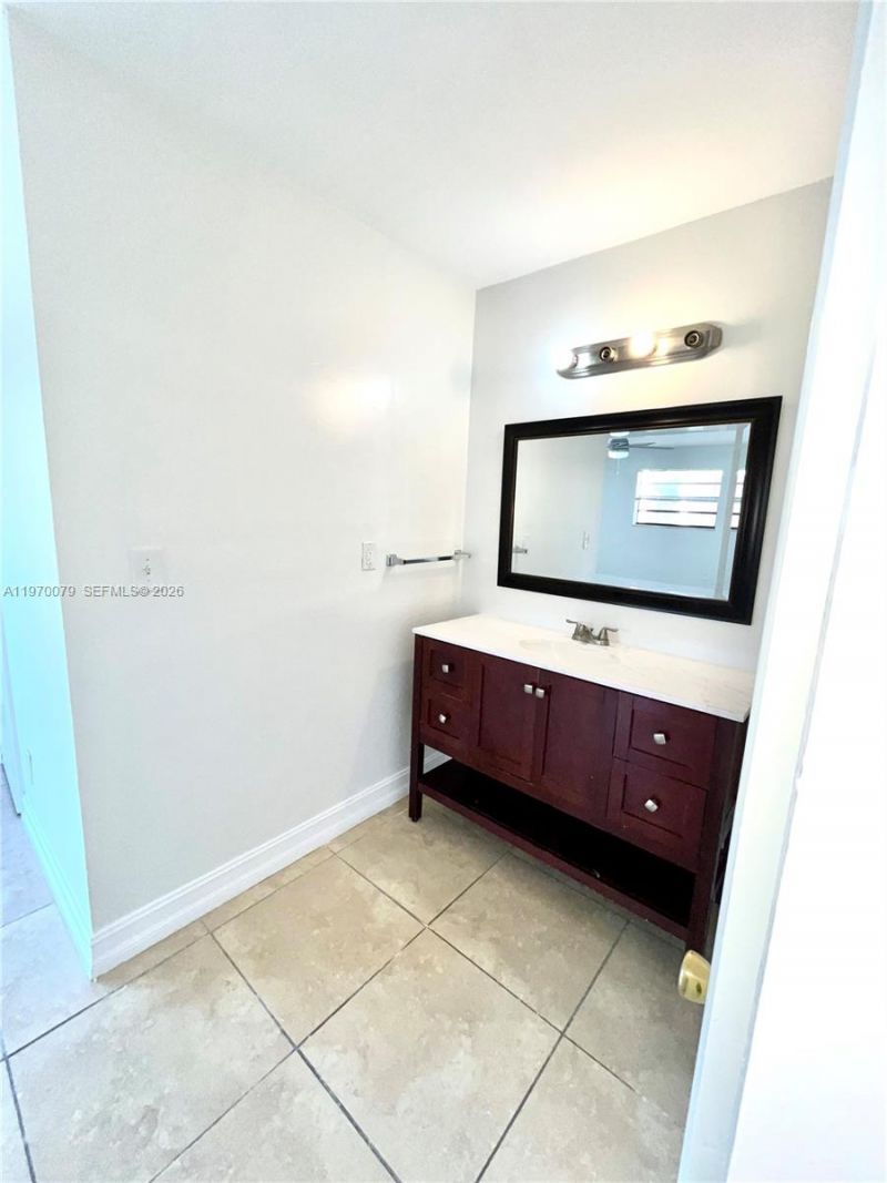13725 SW 84th St, Unit A, Miami, FL 33183 Photo