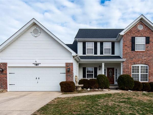 1745 Lake Meade Drive, Pacific, MO 63069