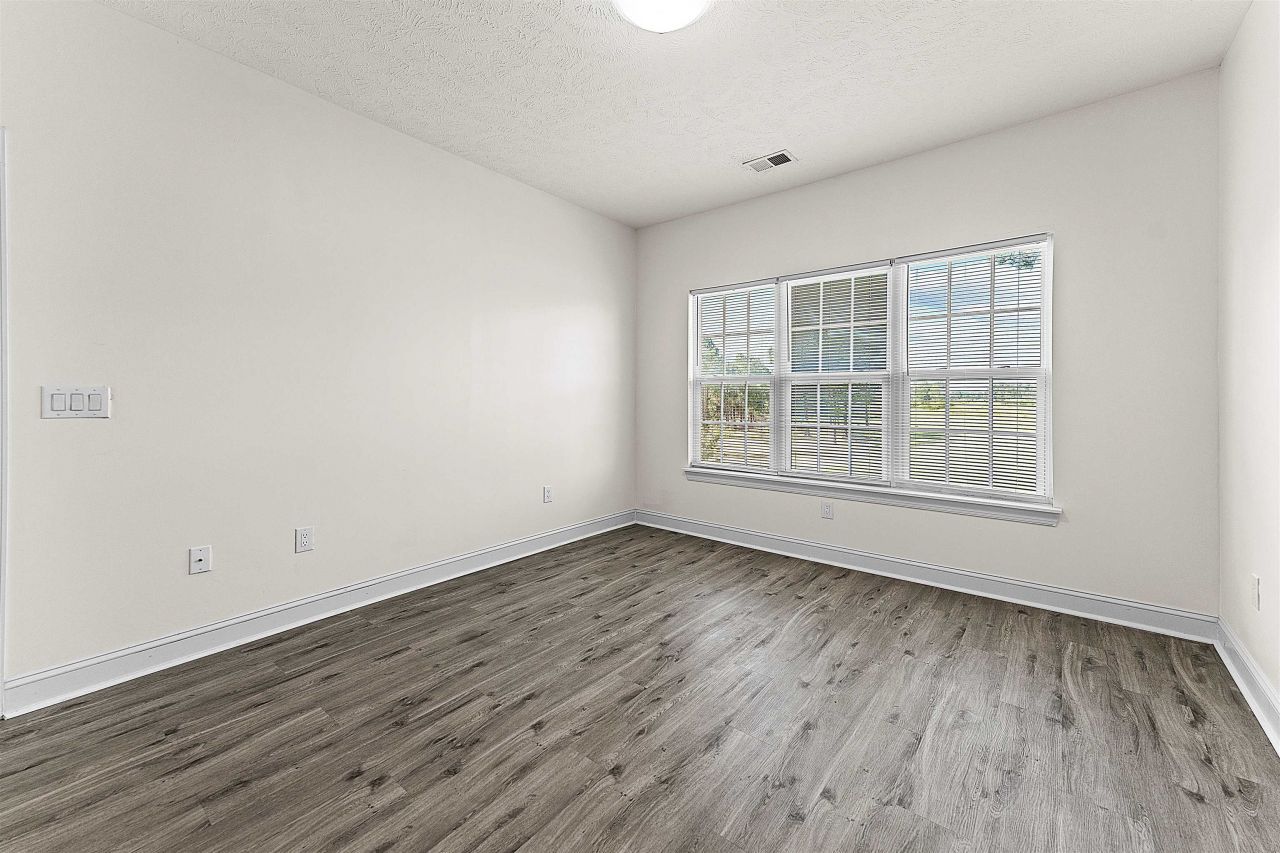 6010 Windsor Green Way  Photo 18