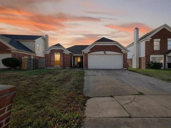 920 DANFORTH, Arlington, TX 76017