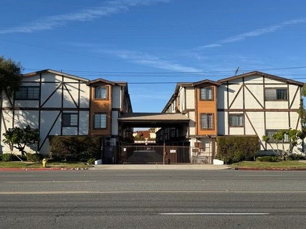 535 E 223rd, Unit 12, Carson, CA 90745