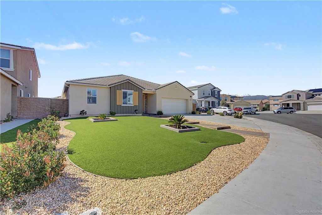 2434 Crater Avenue, Rialto, CA 92377 Main Photo