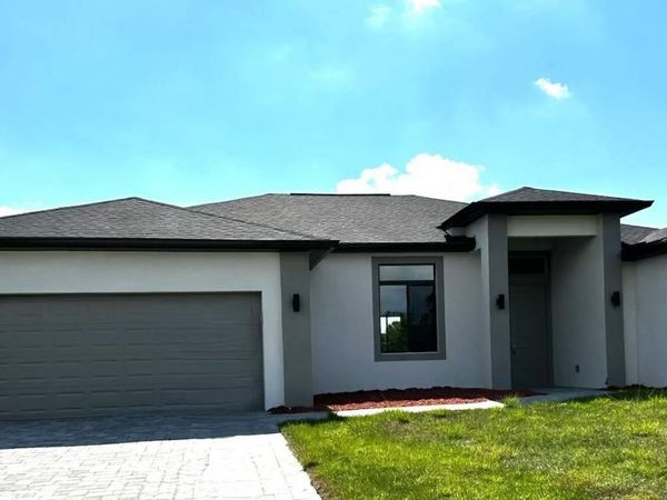 318 RADFORD AVENUE, LEHIGH ACRES, FL 33974