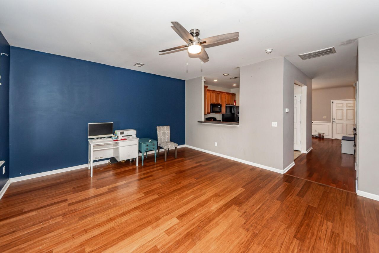 905 Hemingway Circle Photo 16