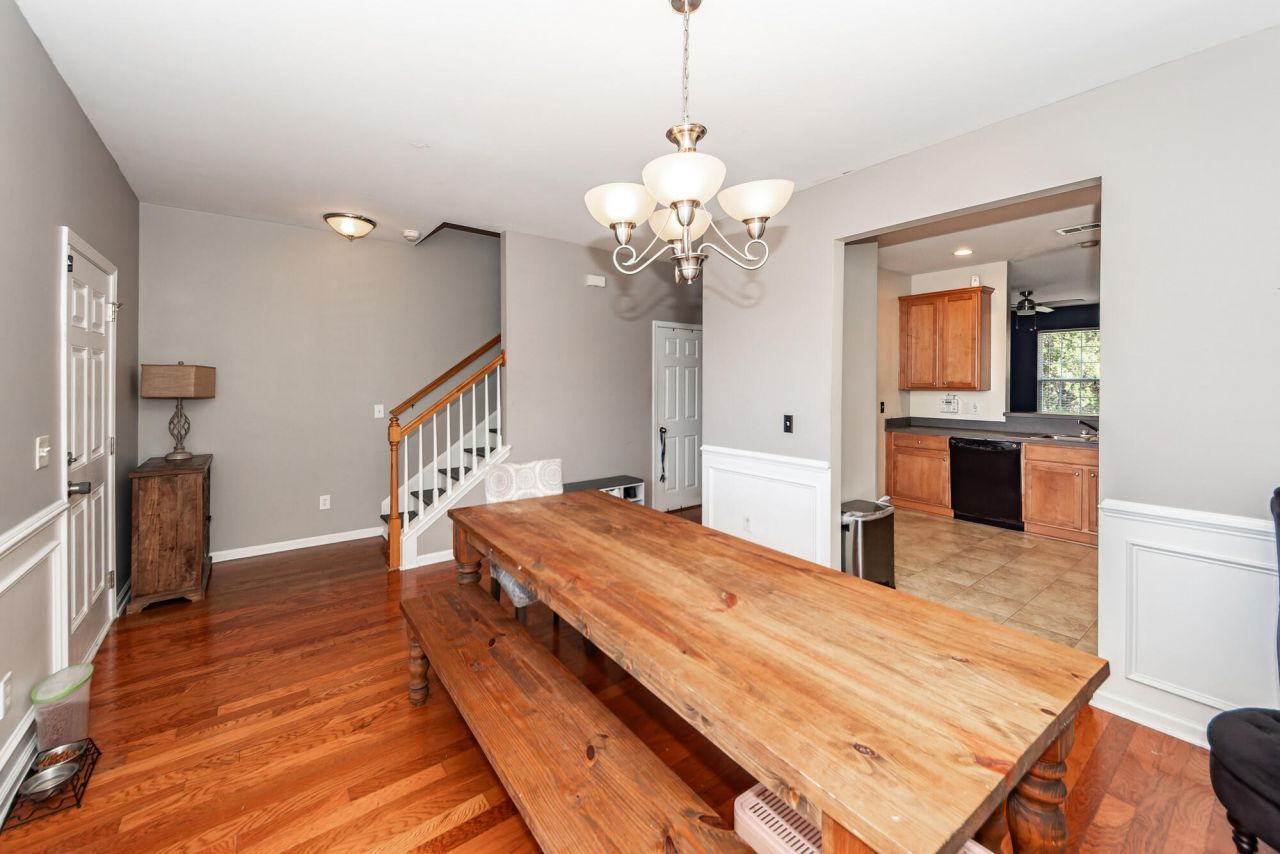 905 Hemingway Circle Photo 6