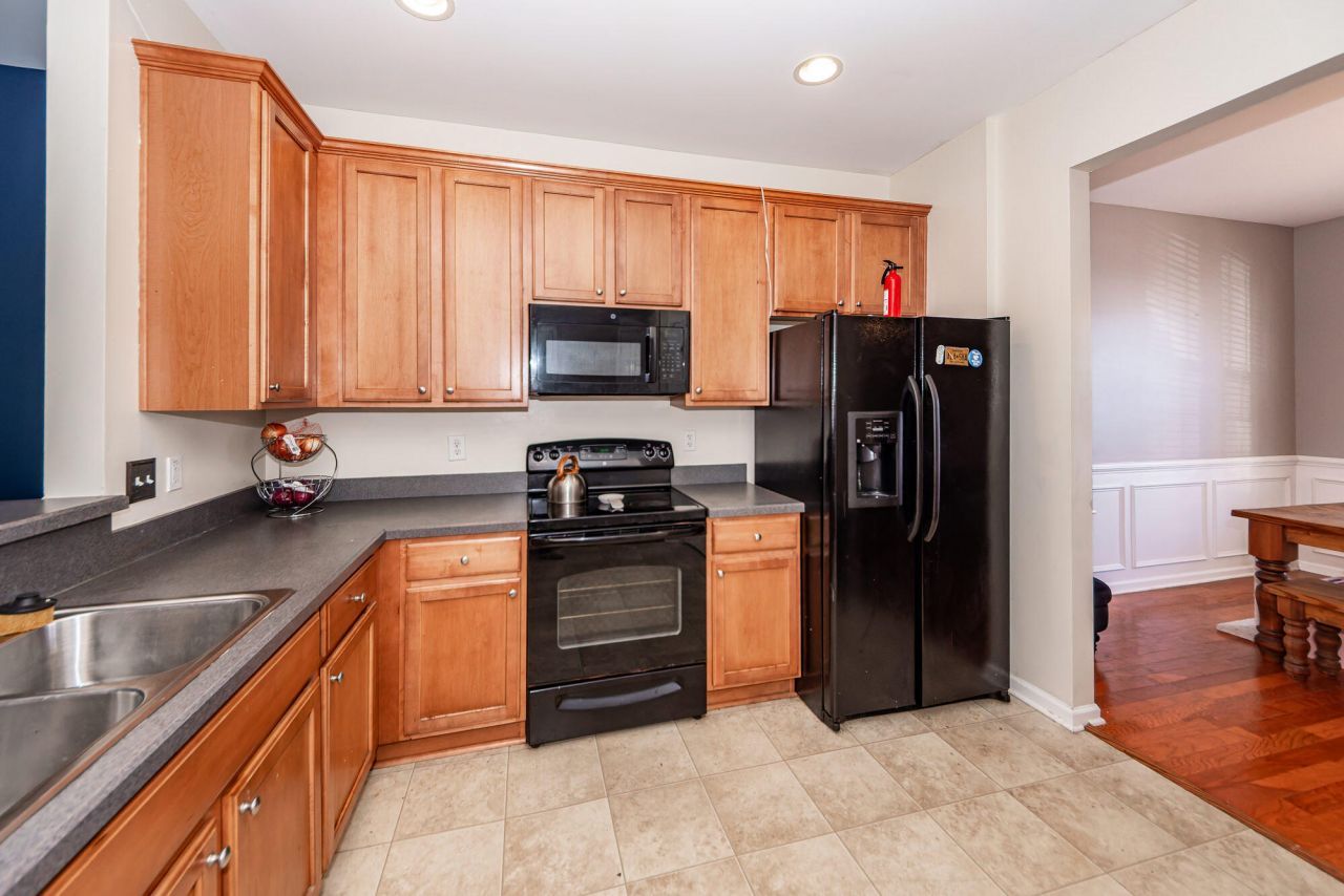 905 Hemingway Circle Photo 9